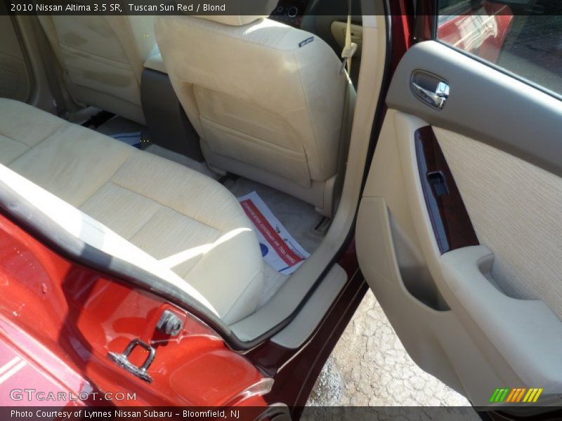Tuscan Sun Red / Blond 2010 Nissan Altima 3.5 SR