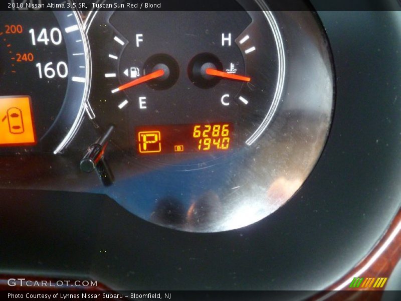 Tuscan Sun Red / Blond 2010 Nissan Altima 3.5 SR