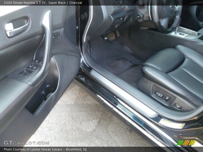 Super Black / Charcoal 2009 Nissan Maxima 3.5 SV