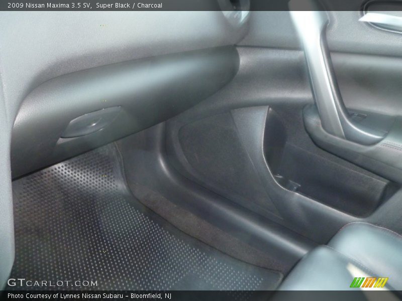 Super Black / Charcoal 2009 Nissan Maxima 3.5 SV