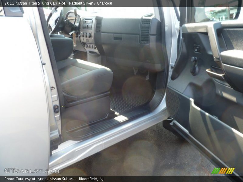 Radiant Silver / Charcoal 2011 Nissan Titan S King Cab 4x4