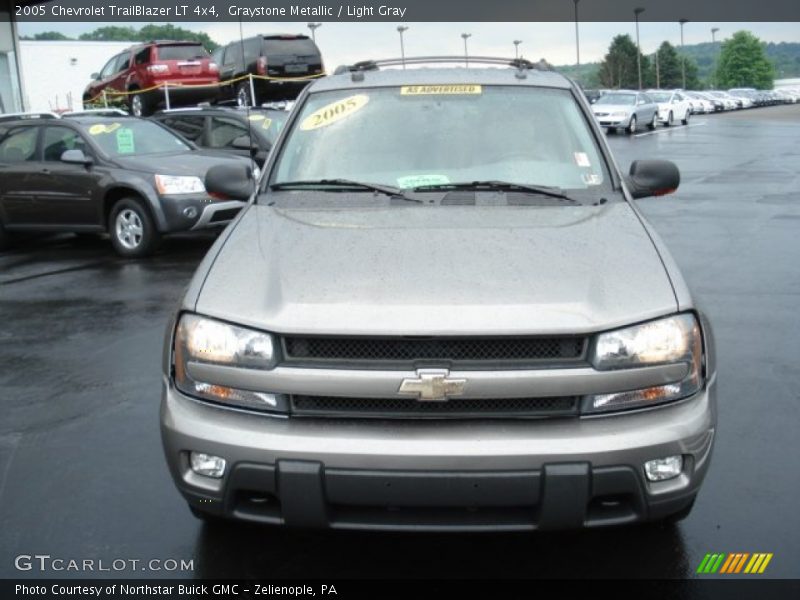 Graystone Metallic / Light Gray 2005 Chevrolet TrailBlazer LT 4x4