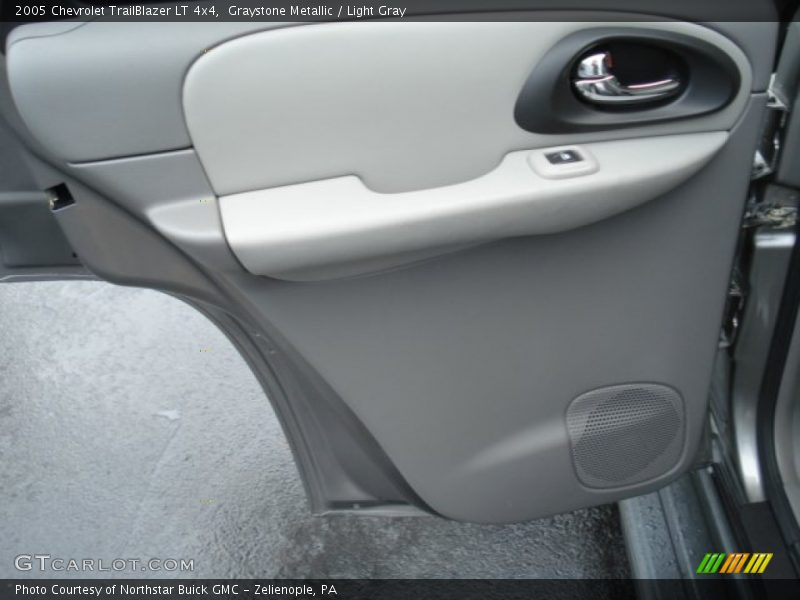 Graystone Metallic / Light Gray 2005 Chevrolet TrailBlazer LT 4x4