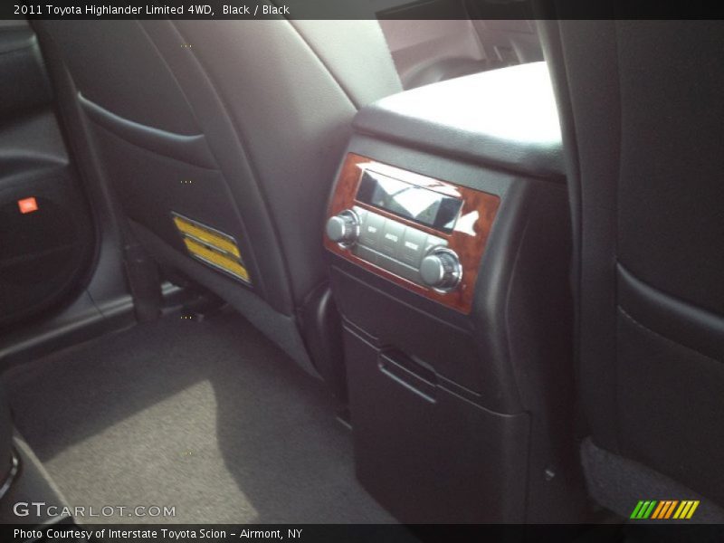Black / Black 2011 Toyota Highlander Limited 4WD