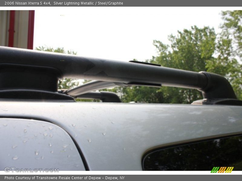 Silver Lightning Metallic / Steel/Graphite 2006 Nissan Xterra S 4x4