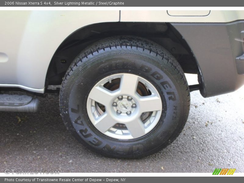Silver Lightning Metallic / Steel/Graphite 2006 Nissan Xterra S 4x4