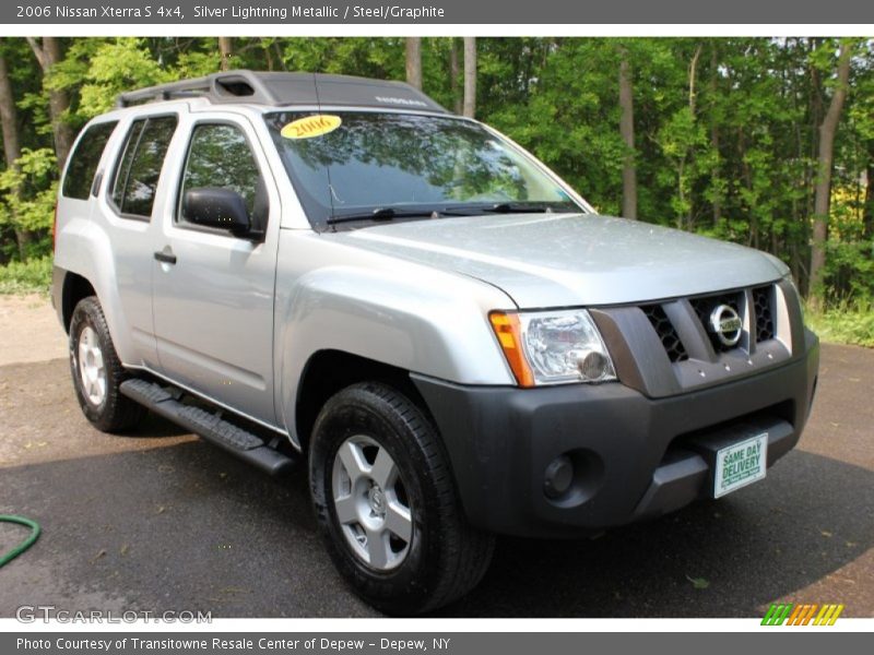 Silver Lightning Metallic / Steel/Graphite 2006 Nissan Xterra S 4x4