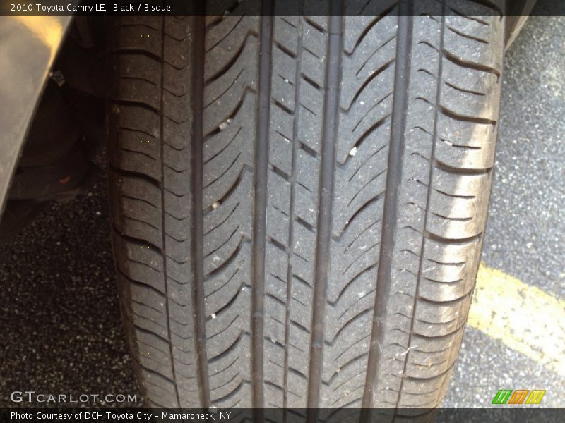 Black / Bisque 2010 Toyota Camry LE