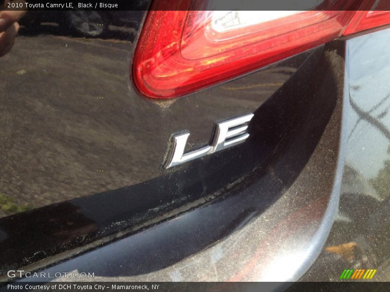 Black / Bisque 2010 Toyota Camry LE