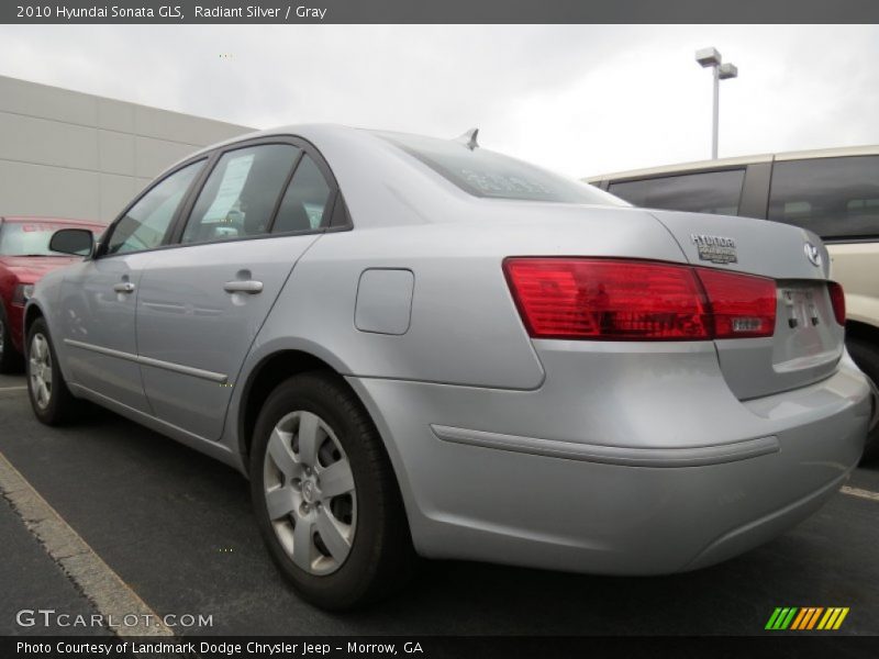 Radiant Silver / Gray 2010 Hyundai Sonata GLS