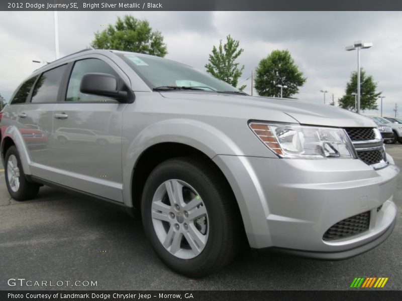 Bright Silver Metallic / Black 2012 Dodge Journey SE