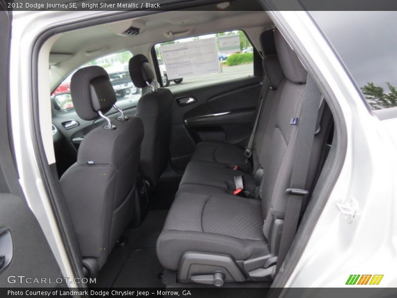 Bright Silver Metallic / Black 2012 Dodge Journey SE