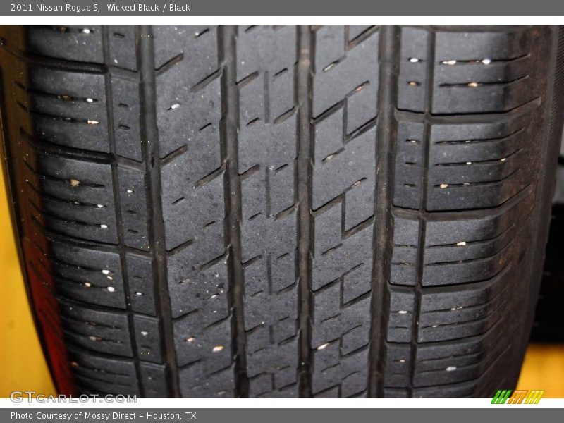 Wicked Black / Black 2011 Nissan Rogue S