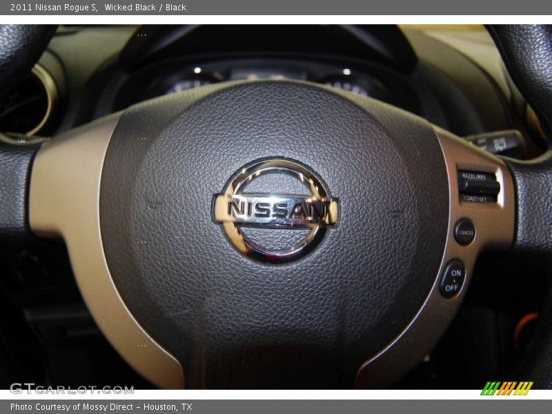 Wicked Black / Black 2011 Nissan Rogue S