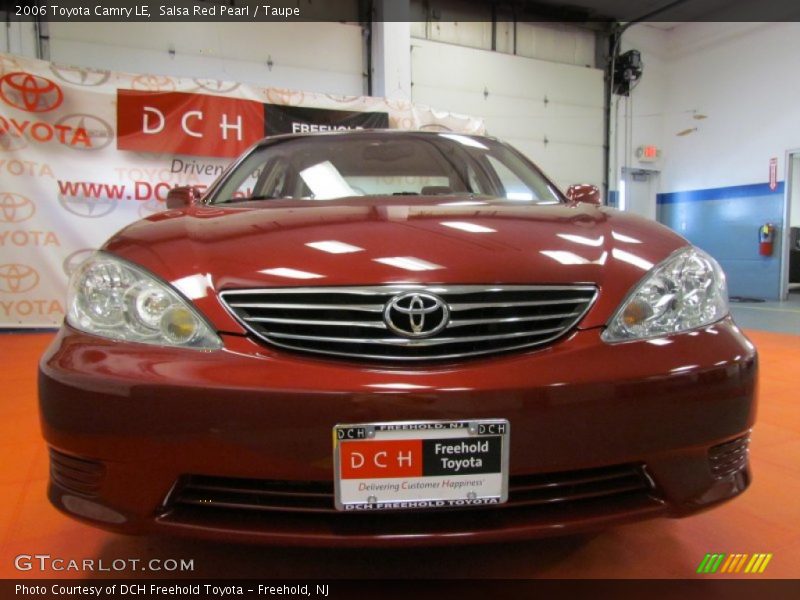 Salsa Red Pearl / Taupe 2006 Toyota Camry LE