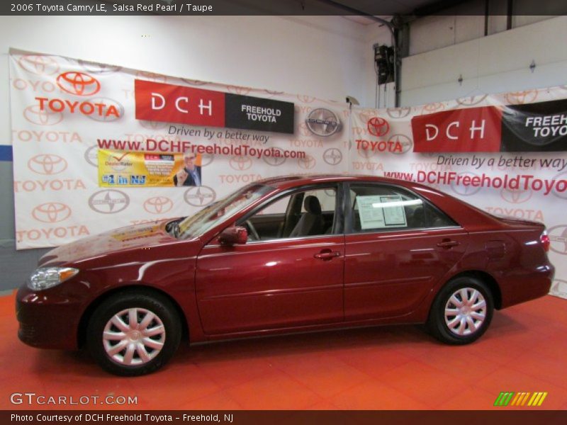 Salsa Red Pearl / Taupe 2006 Toyota Camry LE