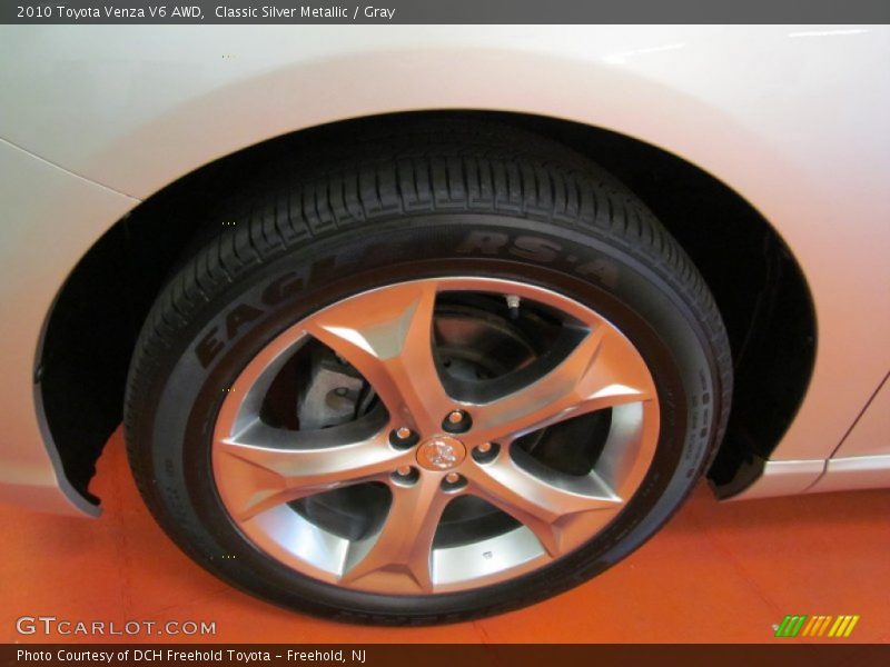 Classic Silver Metallic / Gray 2010 Toyota Venza V6 AWD
