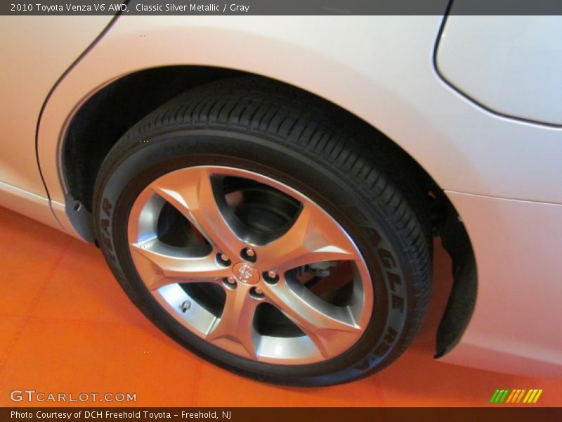 Classic Silver Metallic / Gray 2010 Toyota Venza V6 AWD