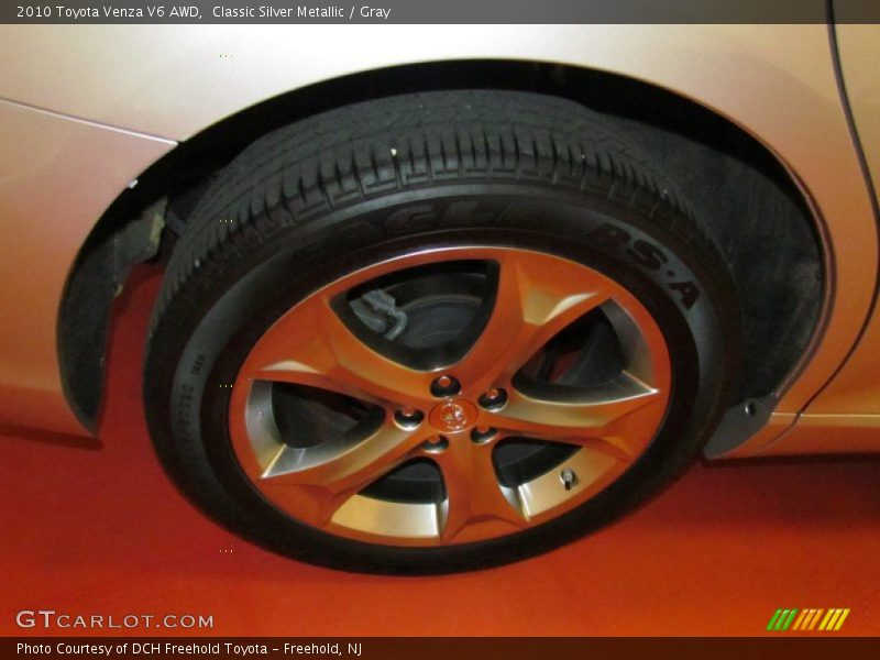 Classic Silver Metallic / Gray 2010 Toyota Venza V6 AWD