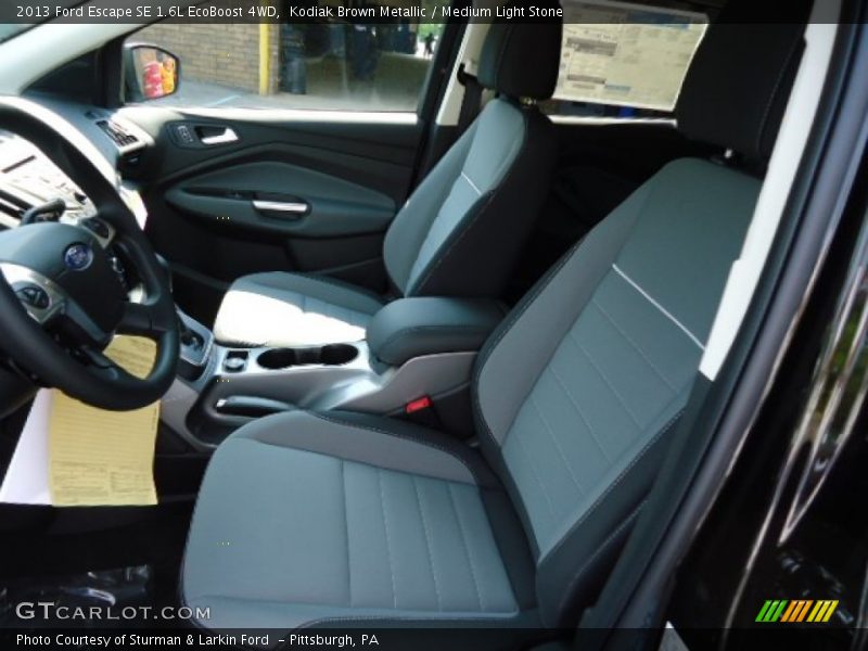  2013 Escape SE 1.6L EcoBoost 4WD Medium Light Stone Interior