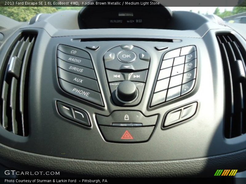 Controls of 2013 Escape SE 1.6L EcoBoost 4WD