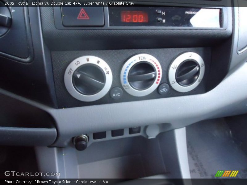 Super White / Graphite Gray 2009 Toyota Tacoma V6 Double Cab 4x4