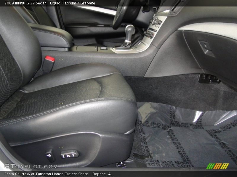 Liquid Platinum / Graphite 2009 Infiniti G 37 Sedan