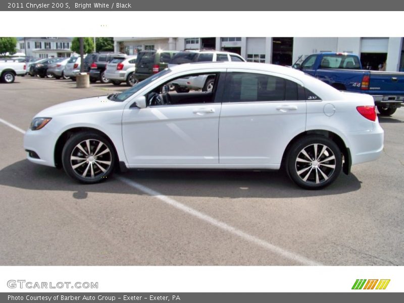 Bright White / Black 2011 Chrysler 200 S
