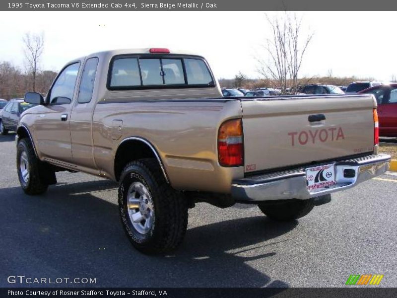 Sierra Beige Metallic / Oak 1995 Toyota Tacoma V6 Extended Cab 4x4