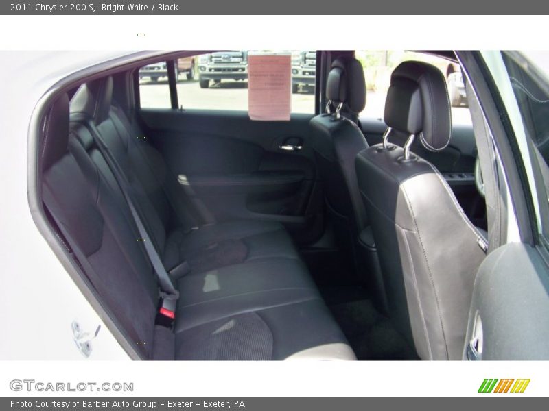Bright White / Black 2011 Chrysler 200 S