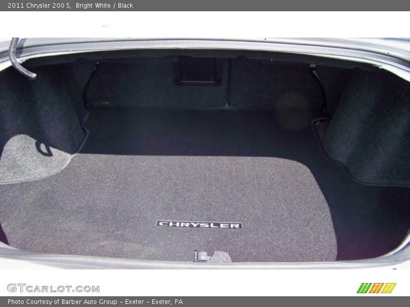 Bright White / Black 2011 Chrysler 200 S