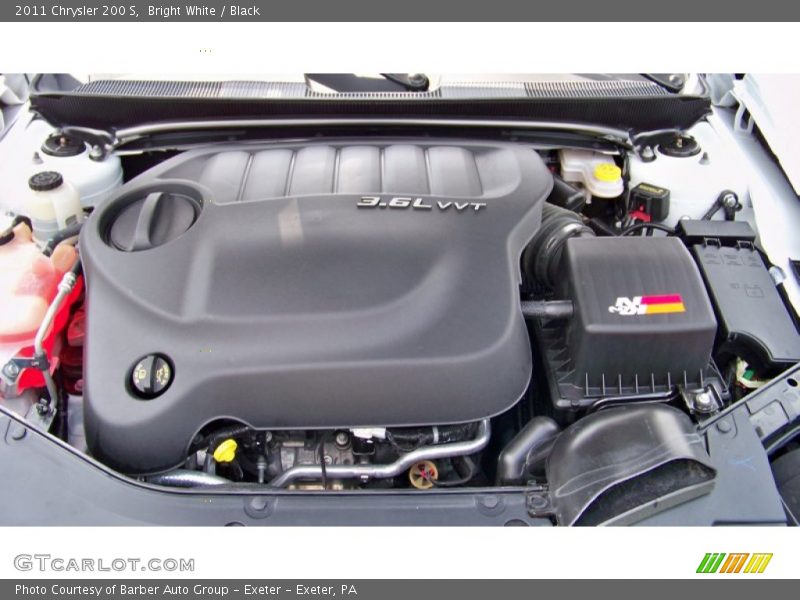 Bright White / Black 2011 Chrysler 200 S