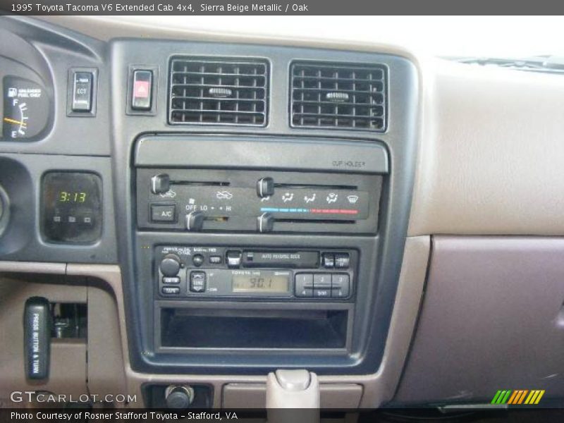 Sierra Beige Metallic / Oak 1995 Toyota Tacoma V6 Extended Cab 4x4
