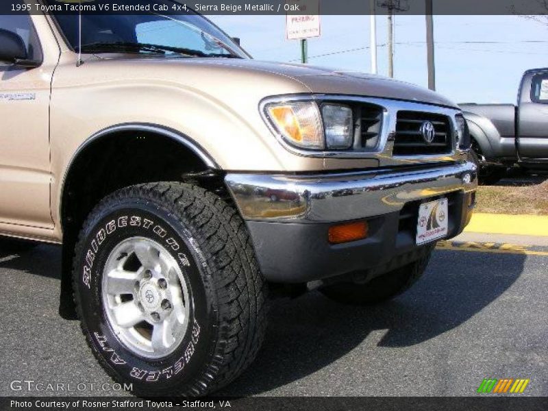 Sierra Beige Metallic / Oak 1995 Toyota Tacoma V6 Extended Cab 4x4