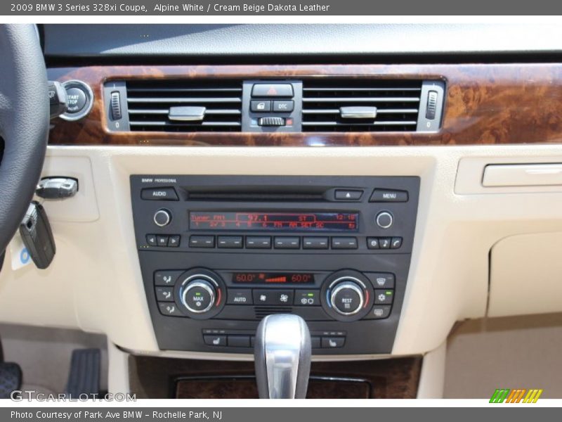 Alpine White / Cream Beige Dakota Leather 2009 BMW 3 Series 328xi Coupe