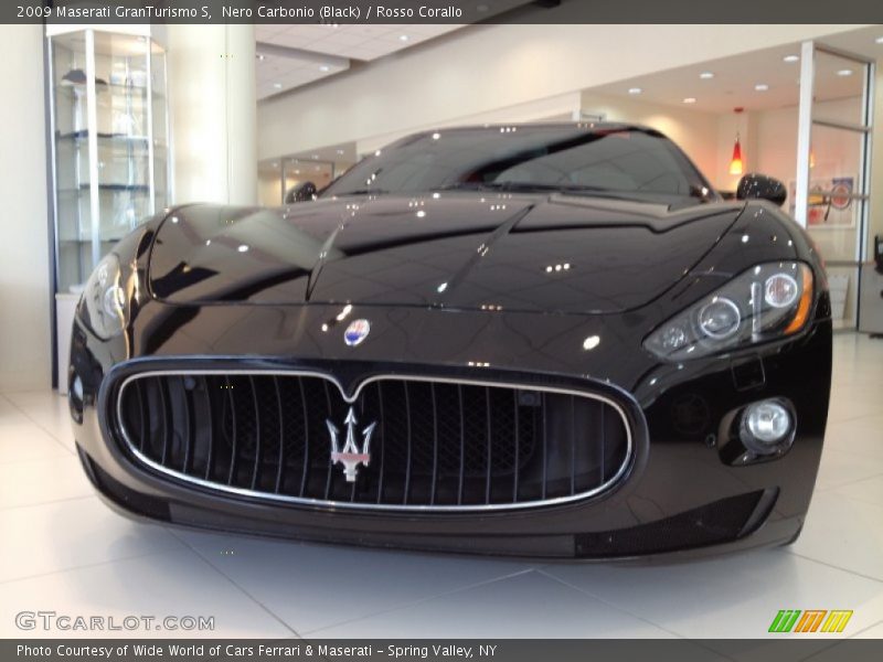 Nero Carbonio (Black) / Rosso Corallo 2009 Maserati GranTurismo S