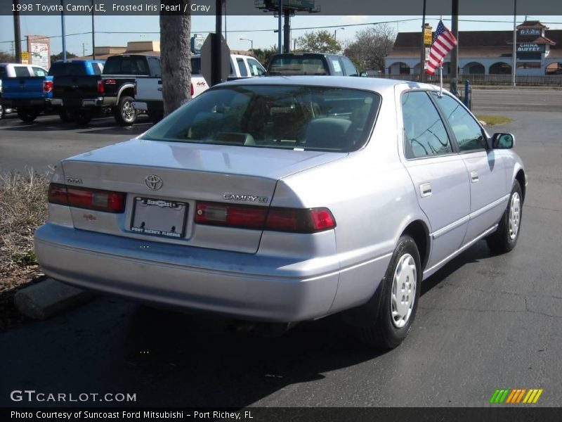 Frosted Iris Pearl / Gray 1998 Toyota Camry LE