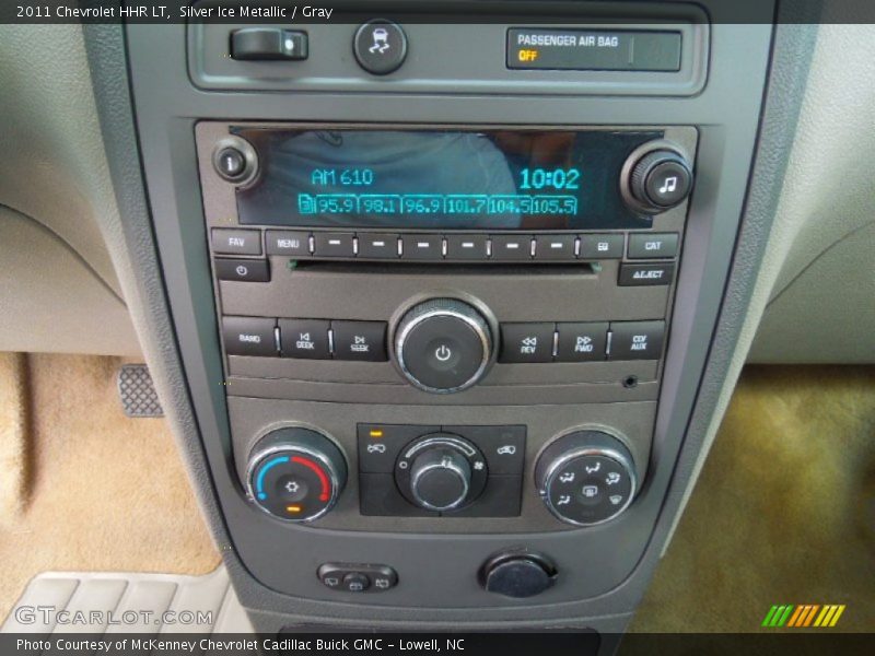 Silver Ice Metallic / Gray 2011 Chevrolet HHR LT