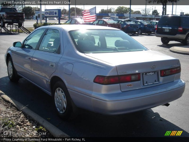 Frosted Iris Pearl / Gray 1998 Toyota Camry LE