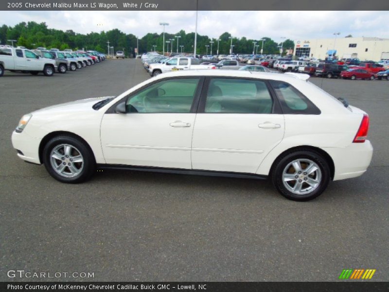 White / Gray 2005 Chevrolet Malibu Maxx LS Wagon