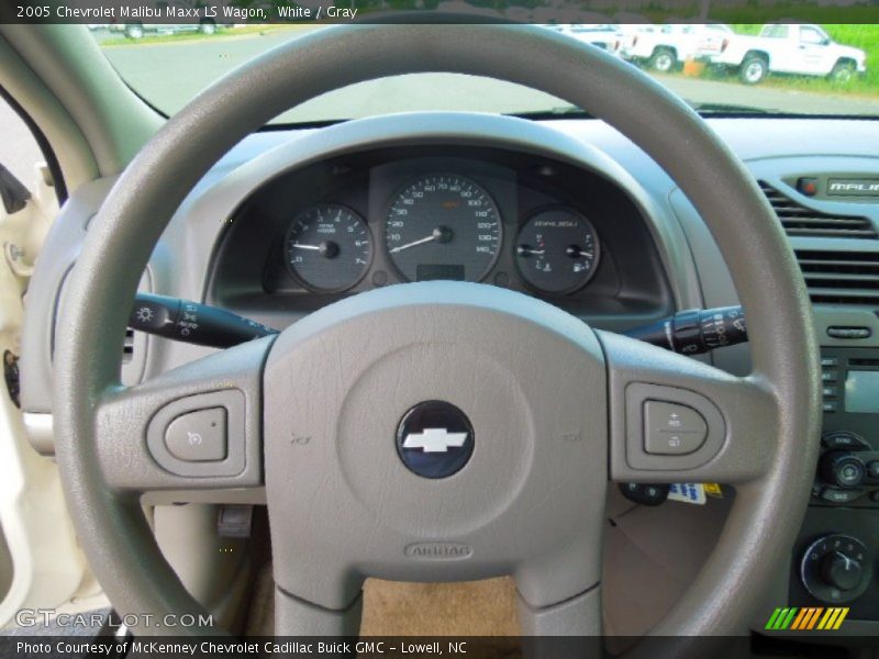 White / Gray 2005 Chevrolet Malibu Maxx LS Wagon