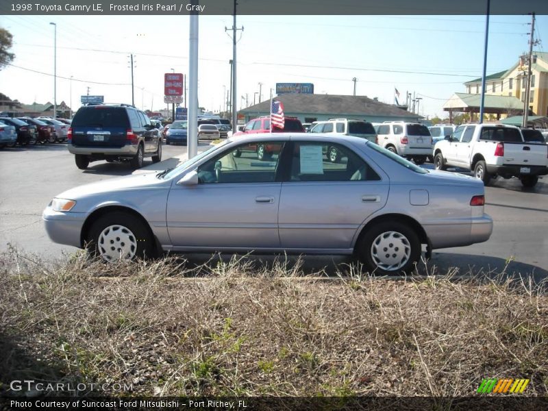 Frosted Iris Pearl / Gray 1998 Toyota Camry LE