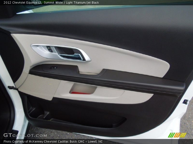 Summit White / Light Titanium/Jet Black 2012 Chevrolet Equinox LS