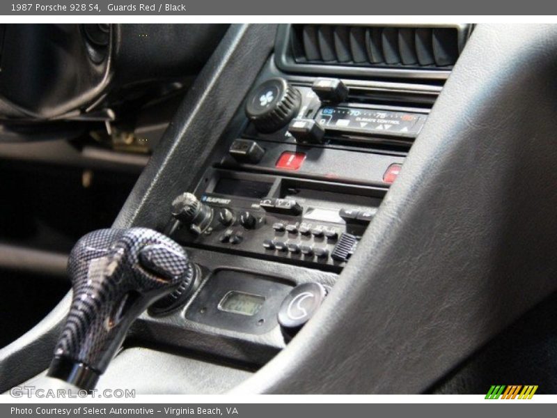 Controls of 1987 928 S4