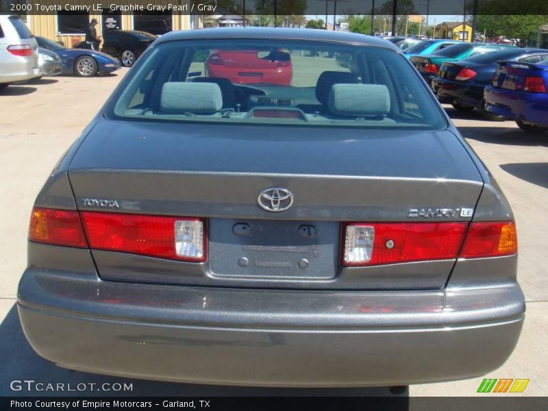 Graphite Gray Pearl / Gray 2000 Toyota Camry LE