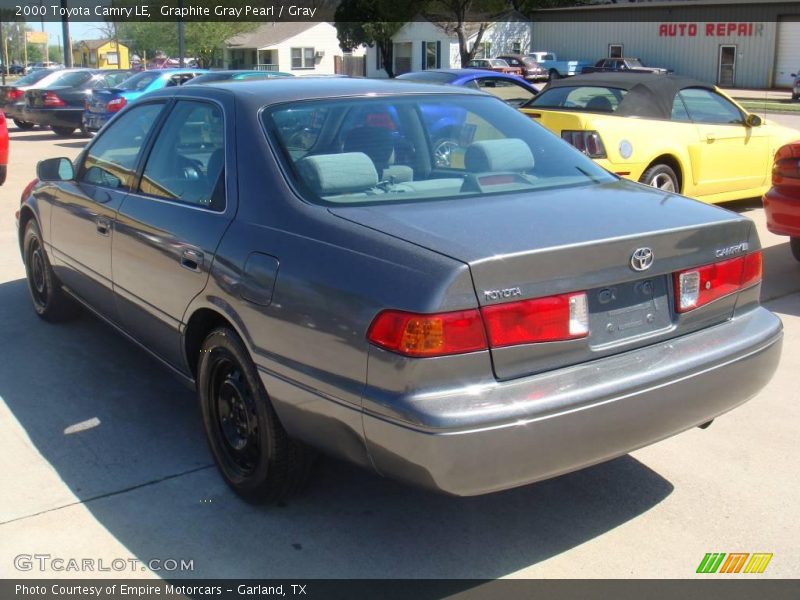 Graphite Gray Pearl / Gray 2000 Toyota Camry LE