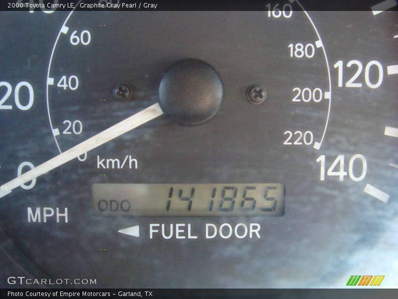 Graphite Gray Pearl / Gray 2000 Toyota Camry LE