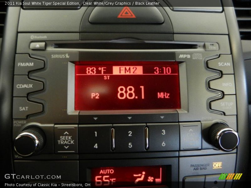 Controls of 2011 Soul White Tiger Special Edition