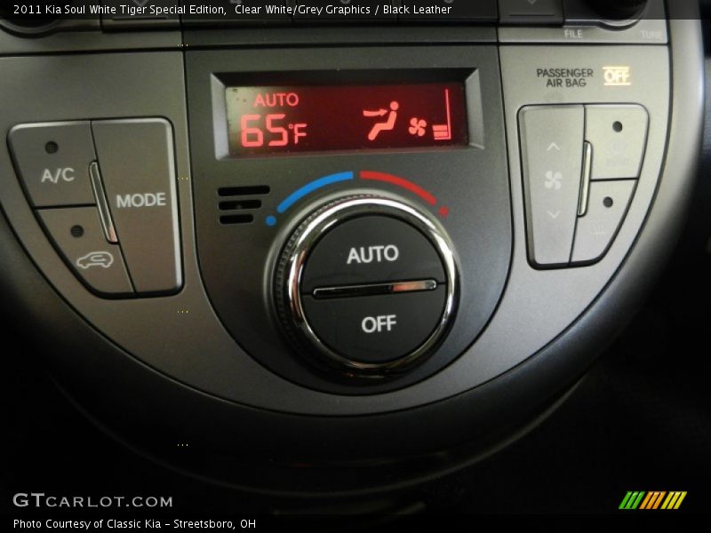 Controls of 2011 Soul White Tiger Special Edition