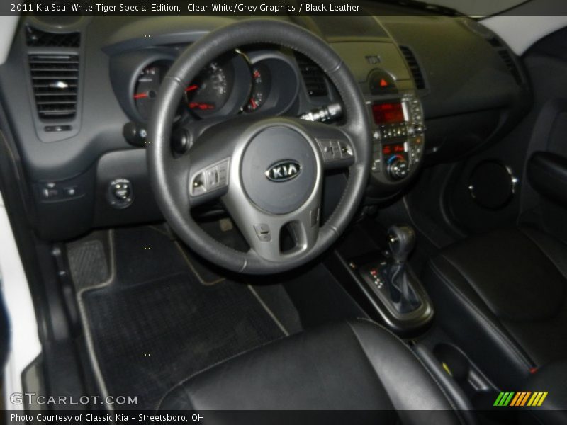 Clear White/Grey Graphics / Black Leather 2011 Kia Soul White Tiger Special Edition